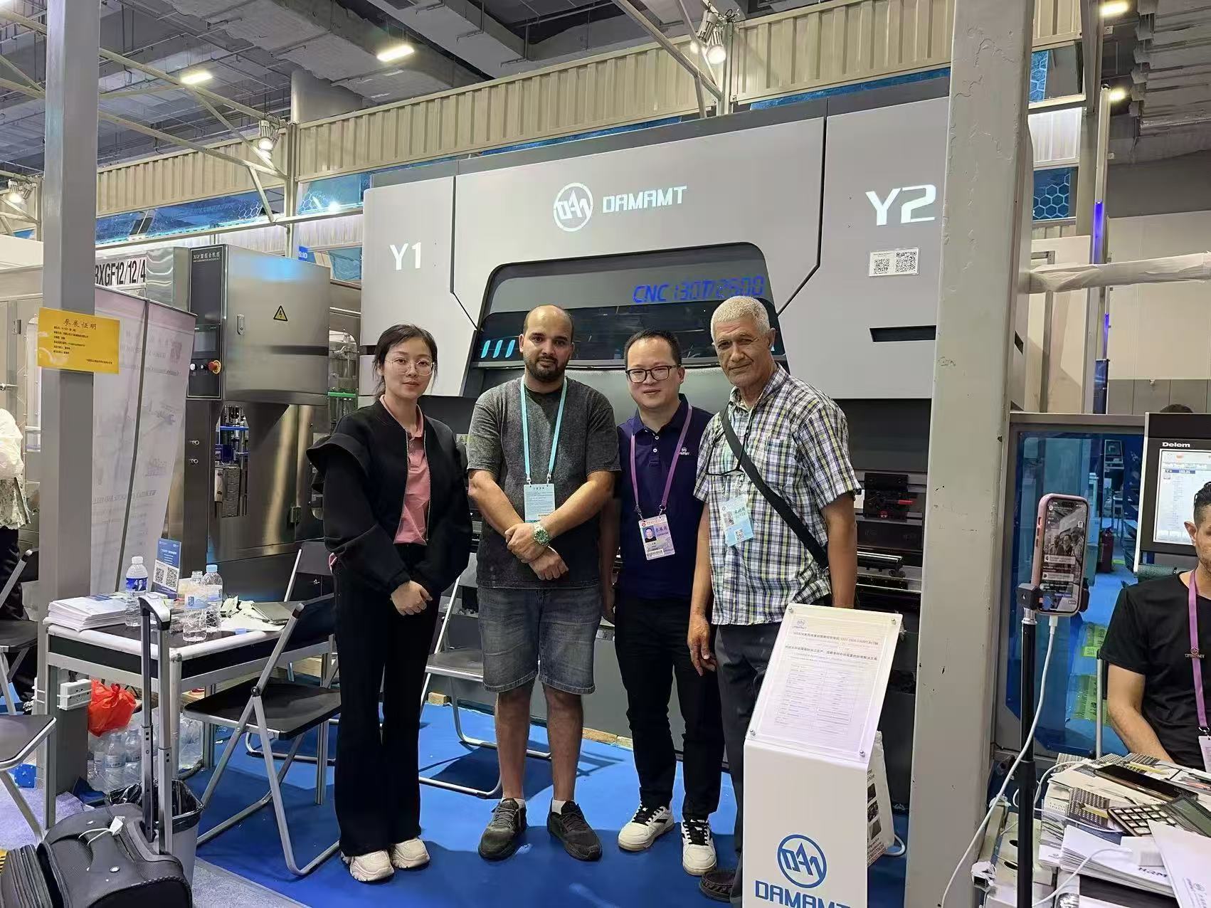 Welcome to 136th China lmport and Export Fair