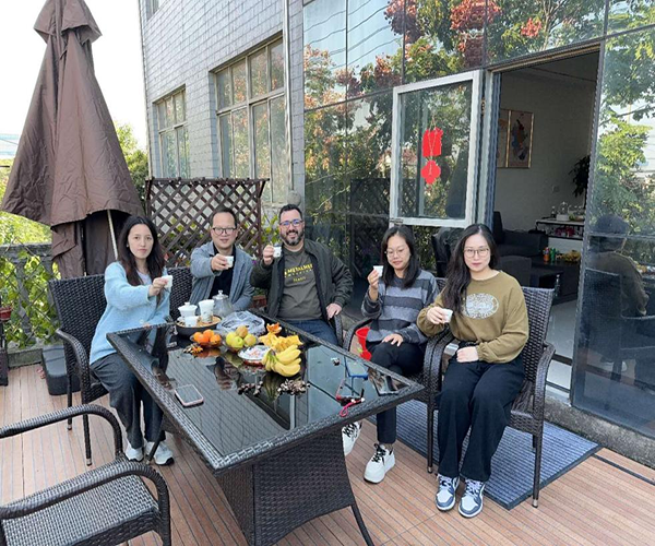 welcome Brazilian customers to visit our factory2.png