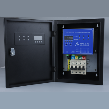 Intelligent lightning protection box with digital tube