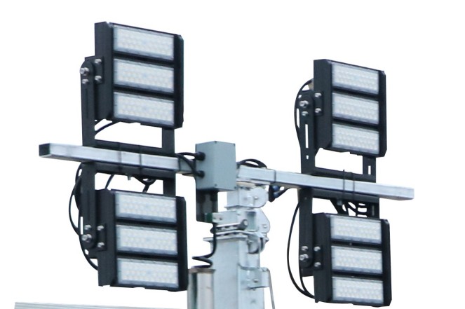 4x 250W LED AC system