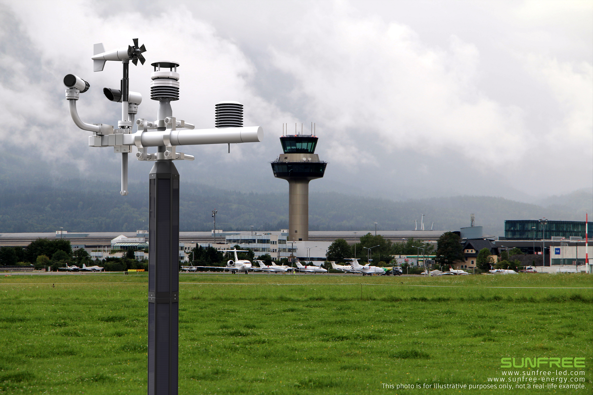 Vertical Solar Panels: The Optimal Power Solution for Solar Weather Stations