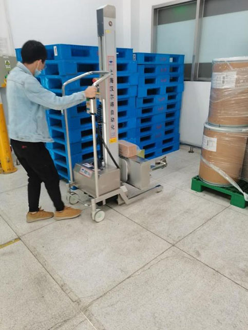 Convenient-Trolley-for-reel-handling-equipment-Max-handling-200KG3 (1)xj3