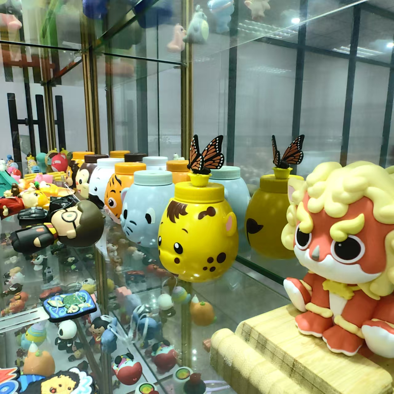 Solutions pour sublimer votre décoration avec les meilleurs ornements en PVC du monde