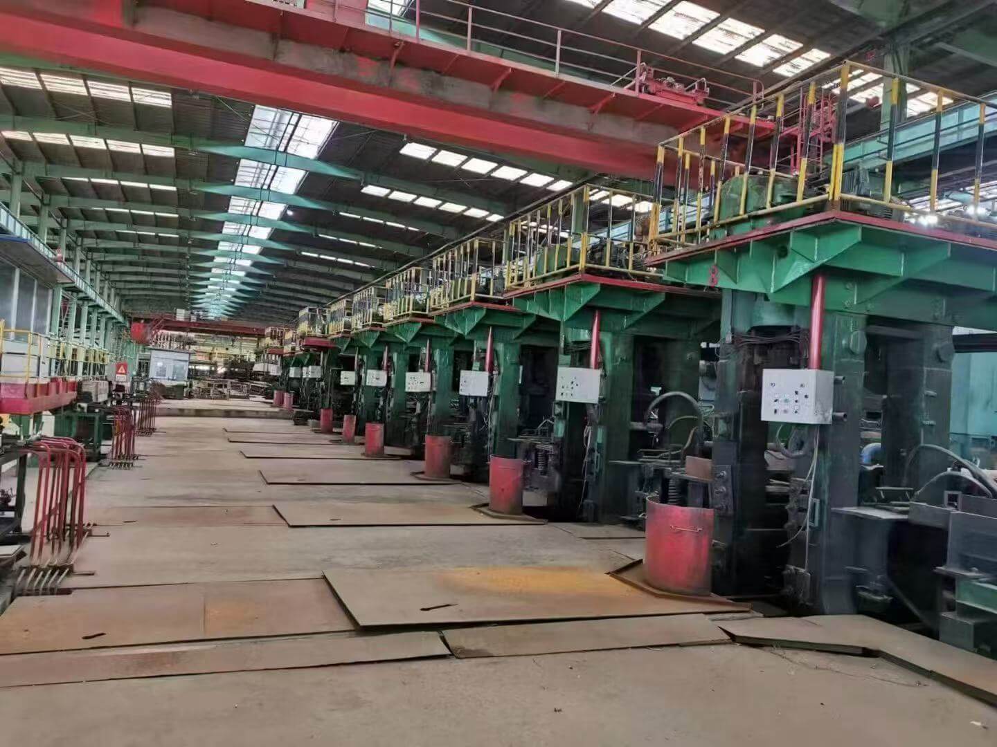 Продается линия по производству горячекатаной полосы 850