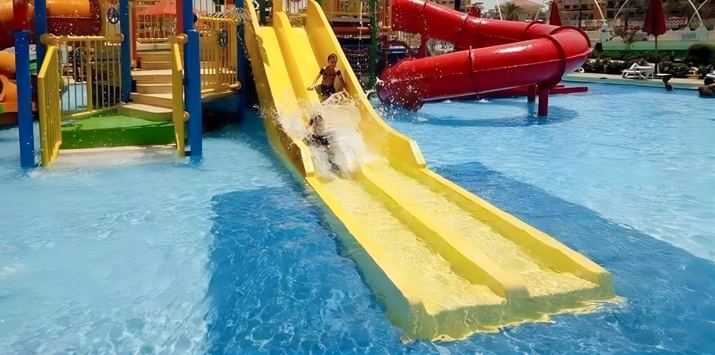family-and-Commercial-Pool-Slideaf4