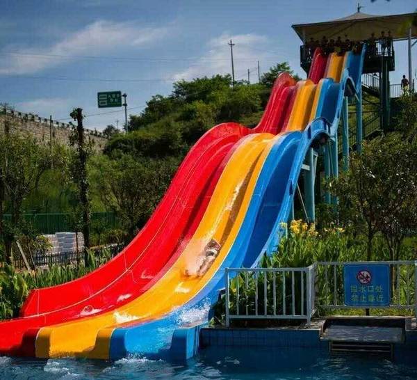 small rainbow pool slide