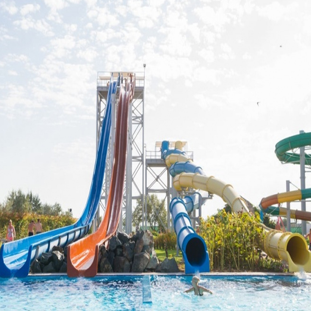 water slide-27j7m