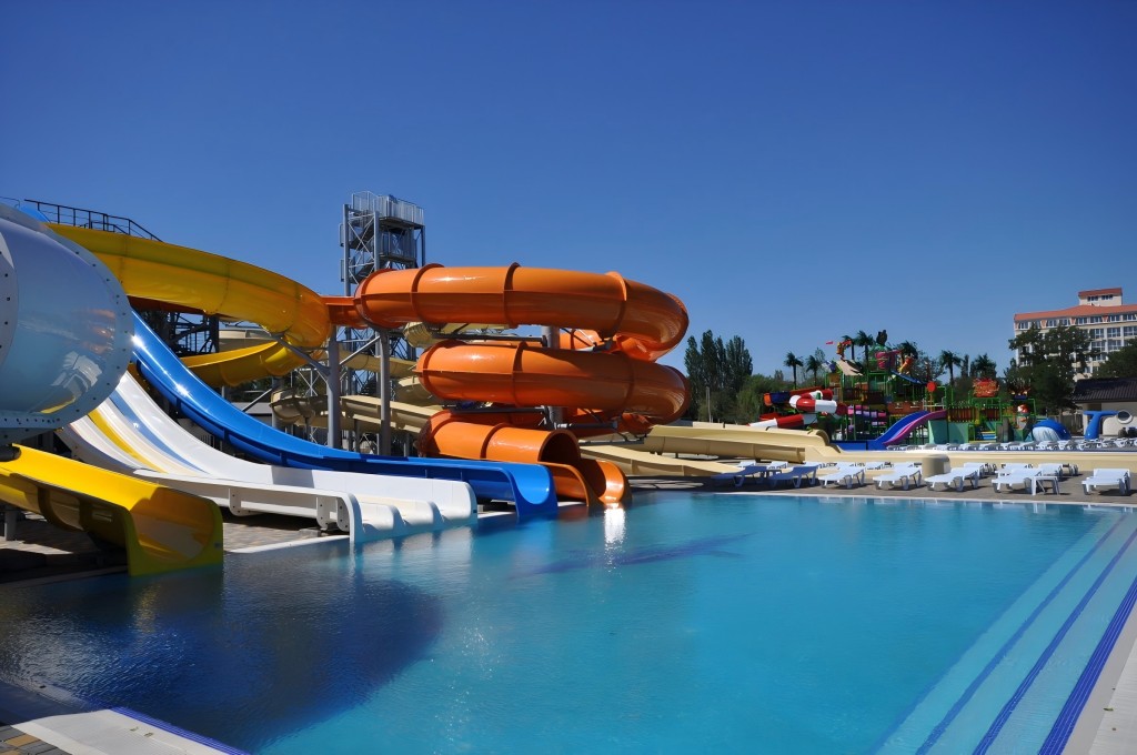 commercial water park equipment