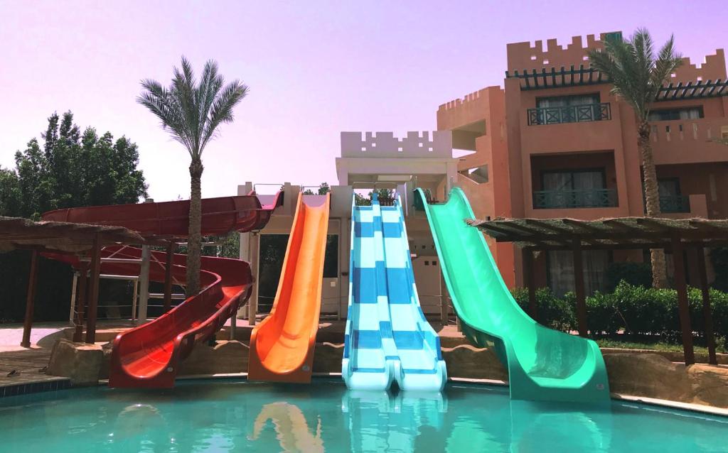 pool water park
