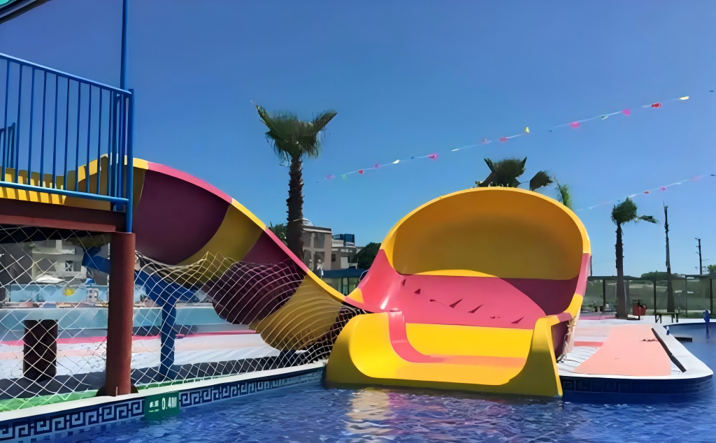 small Boomerango slide