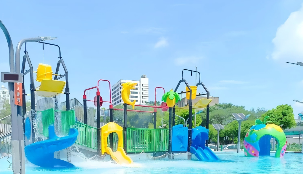 splash pad warehouse