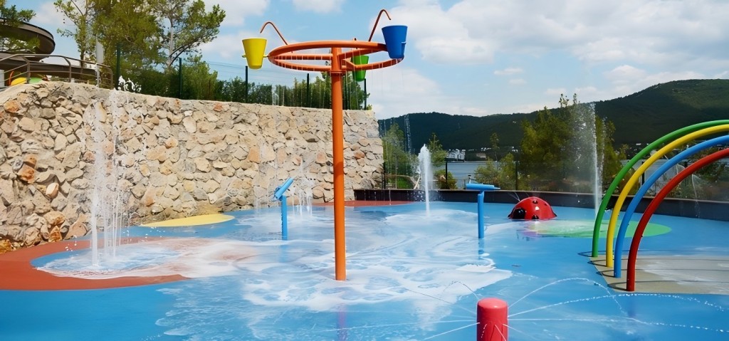 Water Park Play Structures