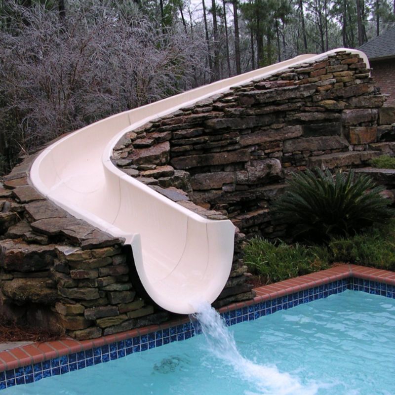 nuovo scivolo d'acqua.jpg