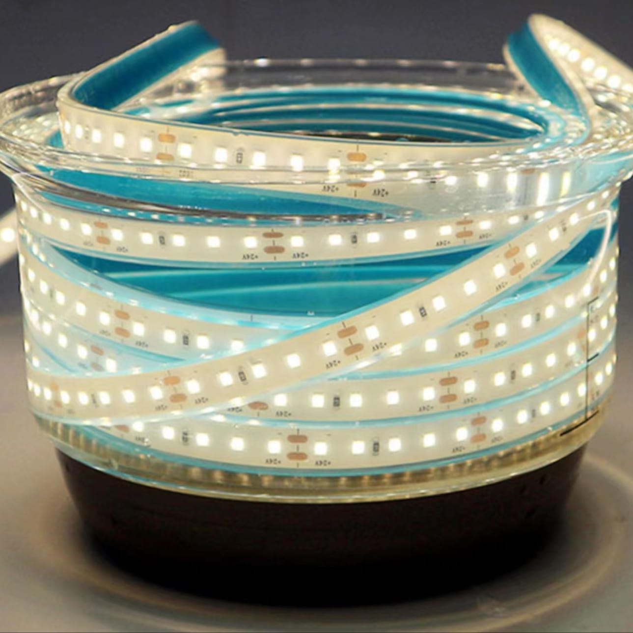 Solid Core Wrapped Rubber Square High Transparency Low Voltage Underwater Light Strip nkọwa (3) ovu