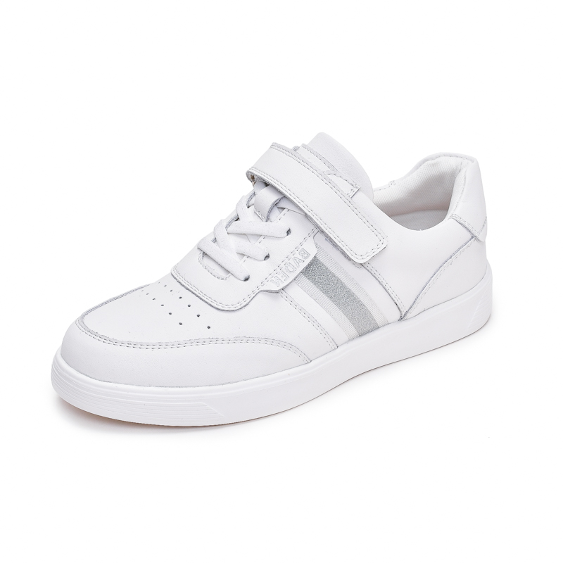 Ultimate Comfort and Style: Boys' Soft Sol...