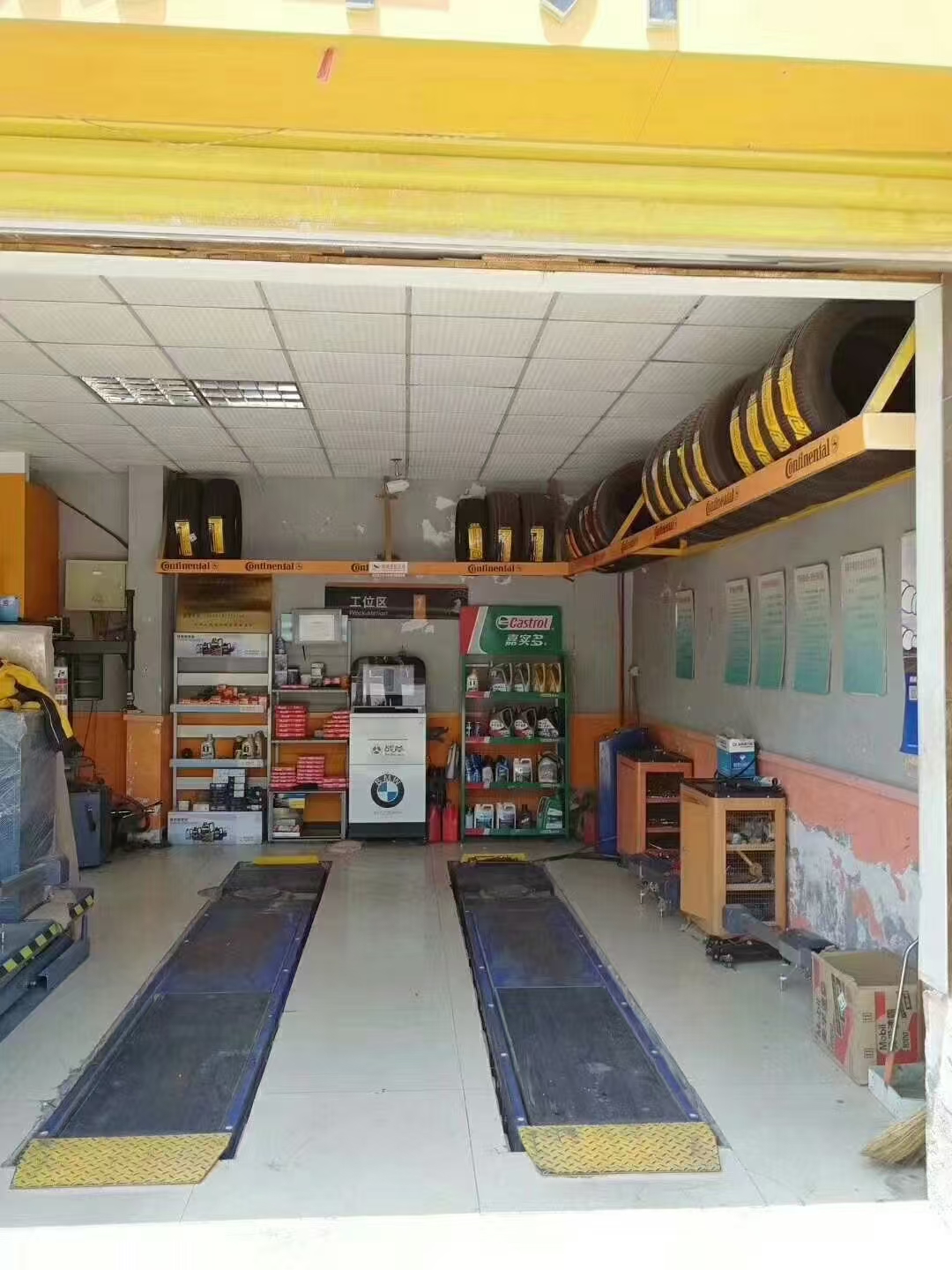BATTLE-AXE CCD bluetooth wheel alignment machine for BMW service centre.jpg
