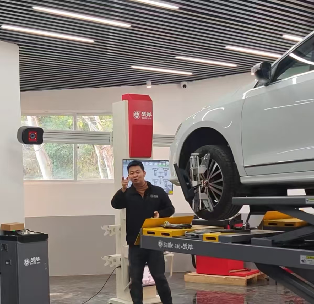 Battle-Axe Wheel Alignment Technology Sets New Industry Standards for Accuracy and Efficiency