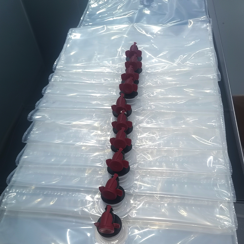 Wine aseptic bib bag with butterfly valve Red Wine Valve Bag transparent aluminum packaging bag for water juice coffee oil aseptic bag in box with spout (8)
