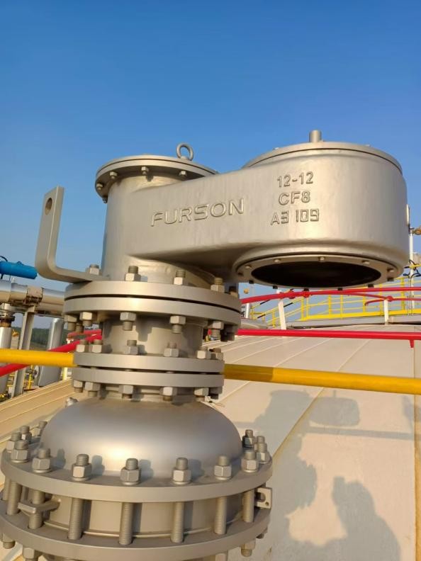 Application of FURSON pilot-Operated pressure relief valve 9500 and vacuum relief valve 9410+ 8830 deflagration flame arrester in low temperature conditions