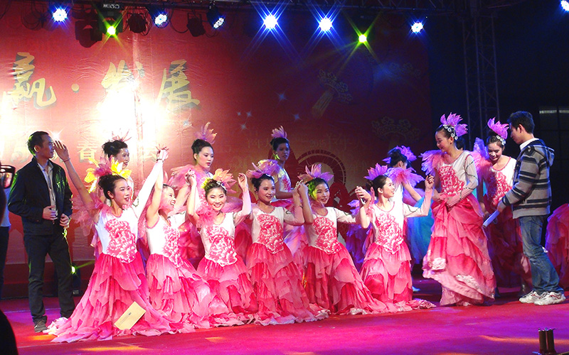 1 2015 Spring festival eveningj66