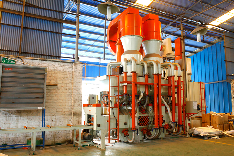 10 Sand blasting machine2gd