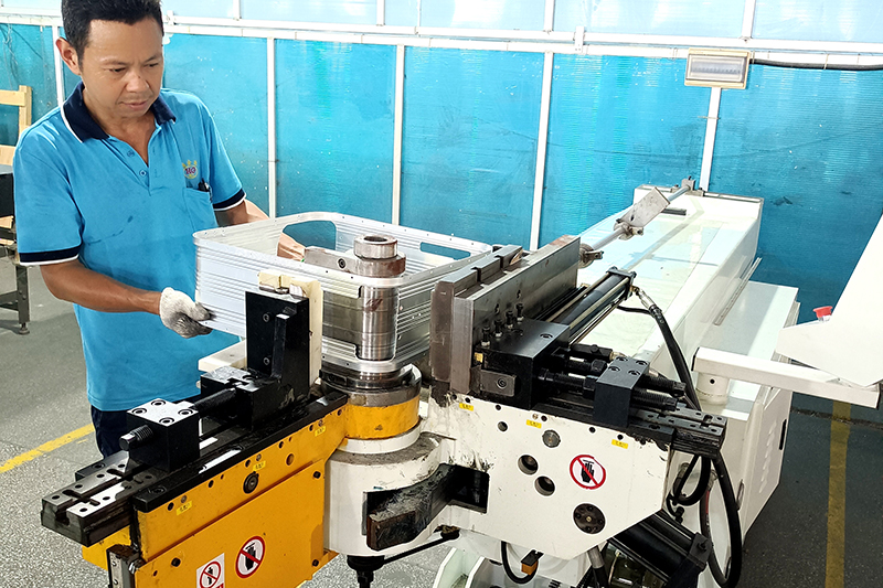 8 Profile bending machineajt