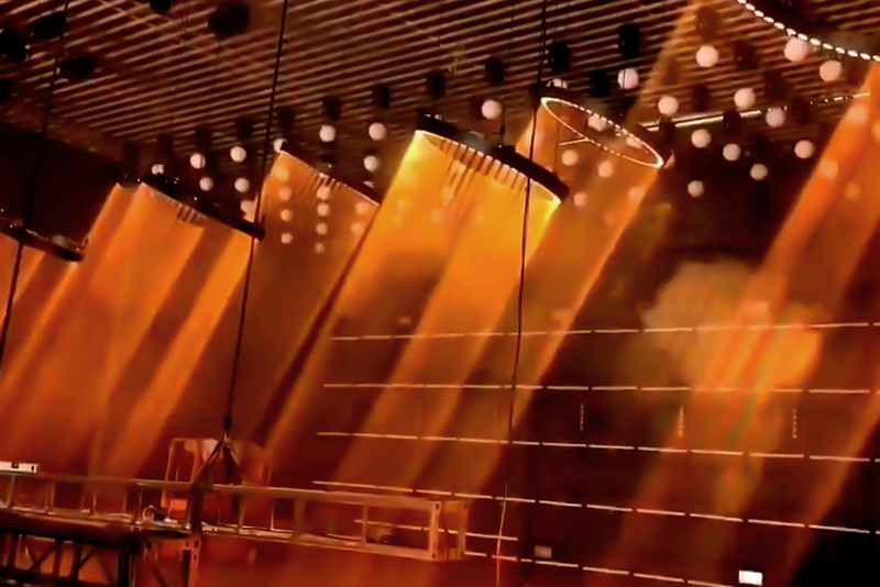 kinetic-stage-light.jpg