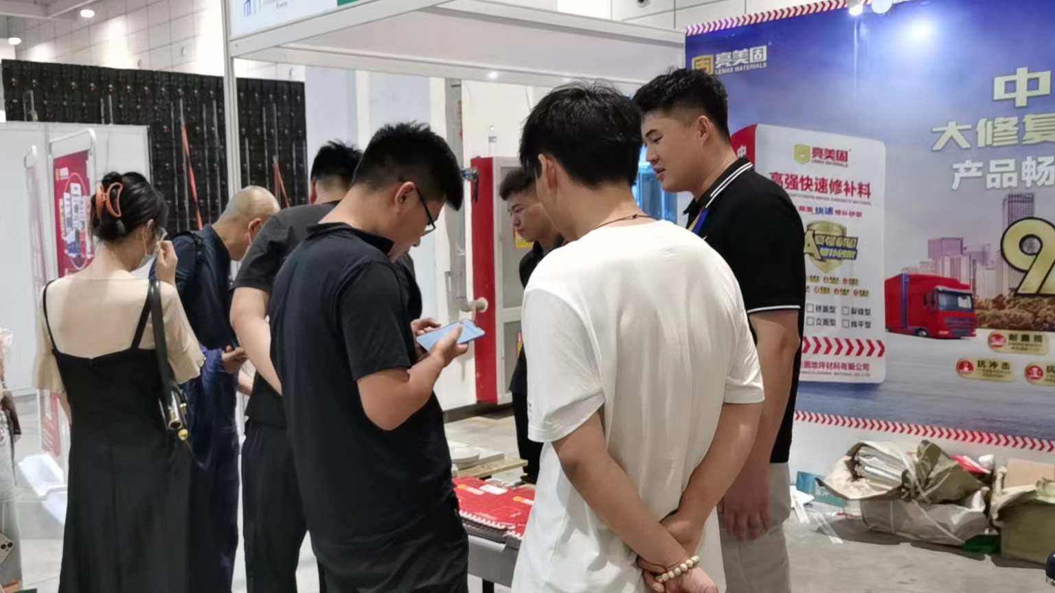 exhibitions and events (5)z75