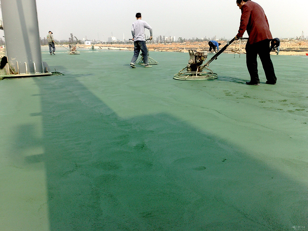 Float leveling and trowel finishing2r9