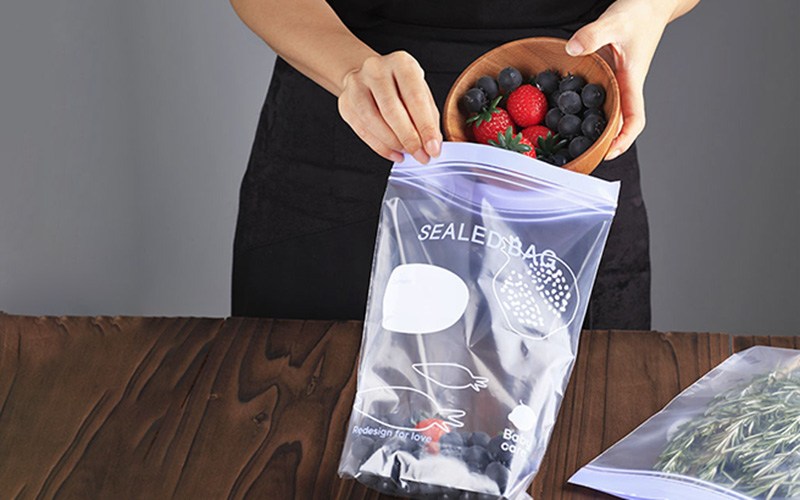 Resealable bags