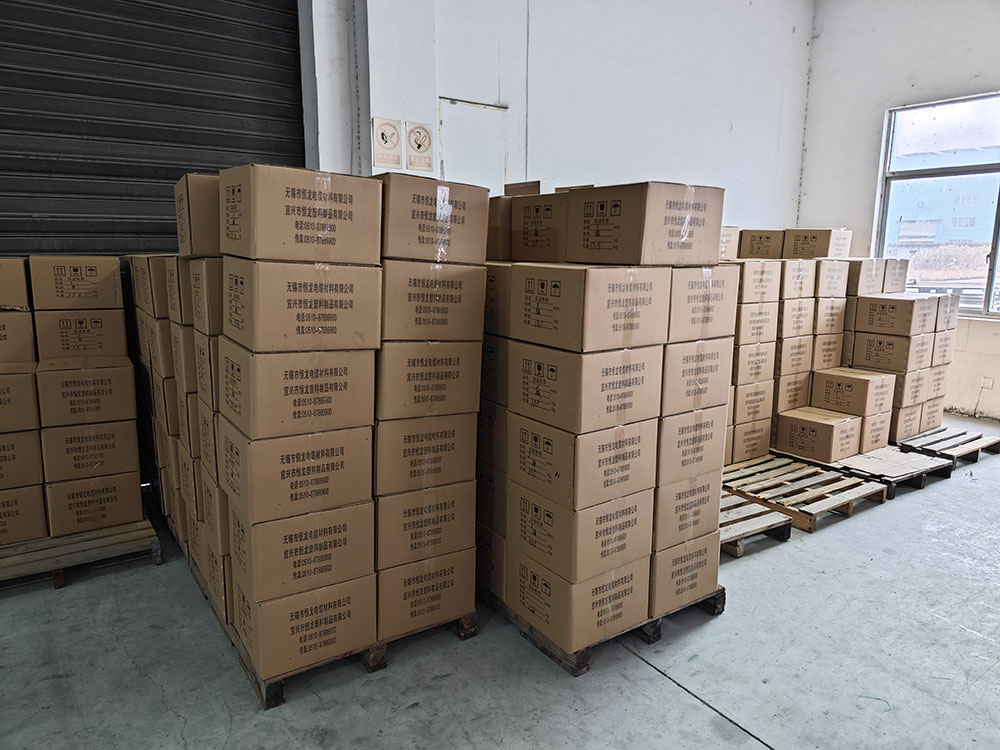Компания Wuxi Henglong Cable Material Co., Ltd. успешно отправила 300 килограммов лент ПЭ для кабелей на кабельные заводы Юго-Восточной Азии для пробного использования