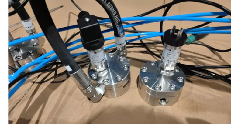 High Viscosity Micro Gear Flow Meter for Industrial Liquid Measurement5.png