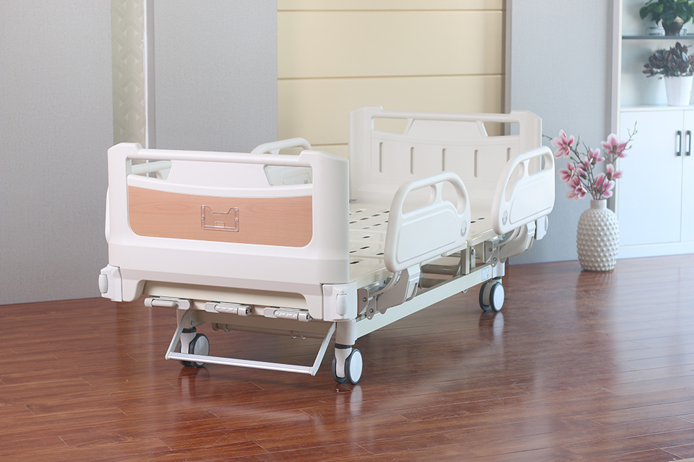 Manual three cranks hospital bed HR-S02 (1)cm0