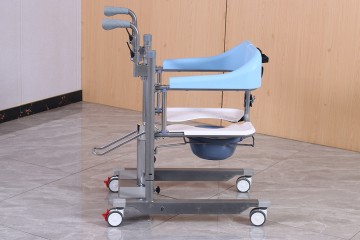 استفاده از دستگاه جابجایی نشسته برای انتقال مراقبت عمیق