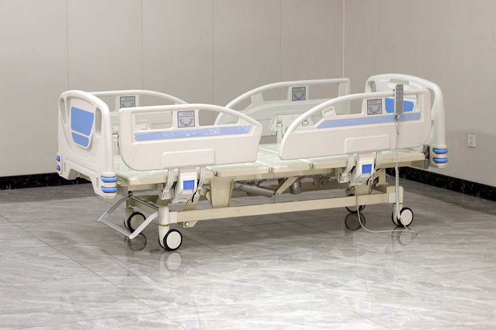 Electric five function hospital bed: Quality medical care, caring f...