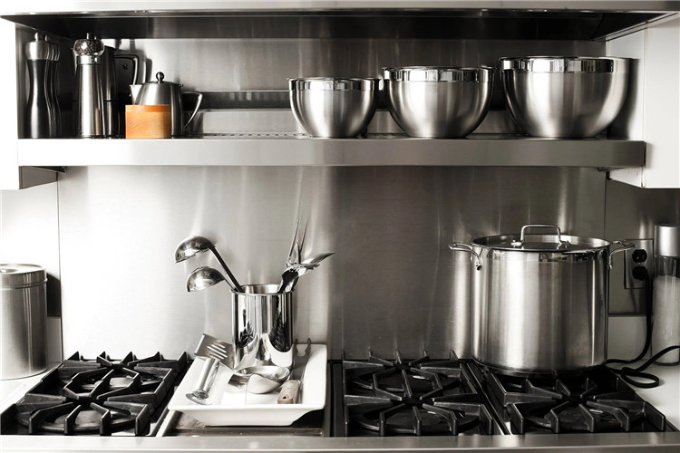 The characteristics of different materials kitchenware (2)6uo