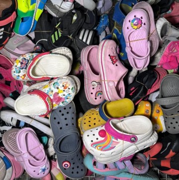 S7-4 children crocs