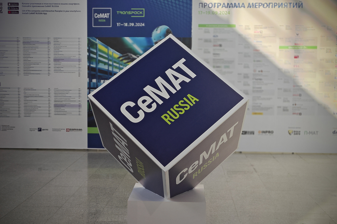Guangdong Titans Intelligent Power Showcases New Charger at Russia CAMAT Logistics Exhibition (1)