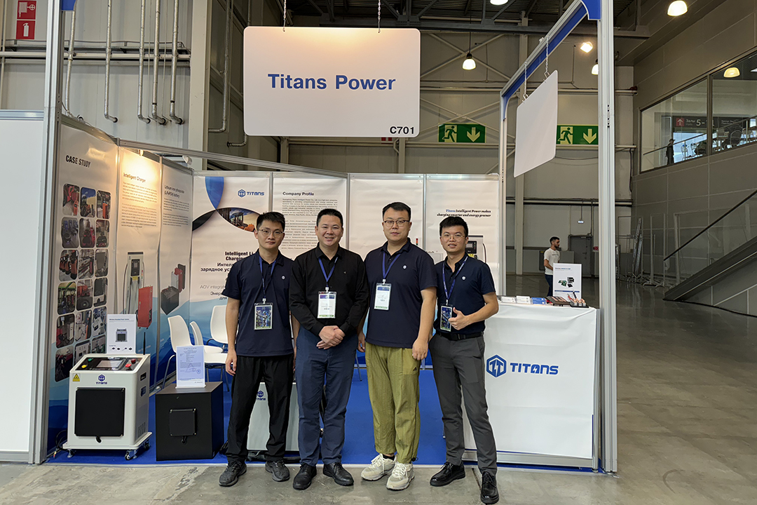 Guangdong Titans Intelligent Power Showcases New Charger at Russia CAMAT Logistics Exhibition (6)