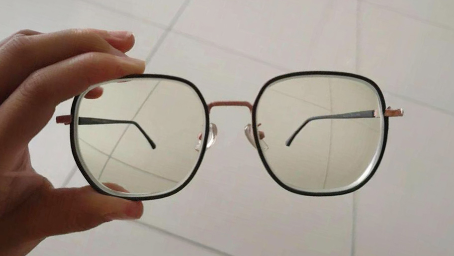 Signs of Poor-Quality Eyeglass Lenses