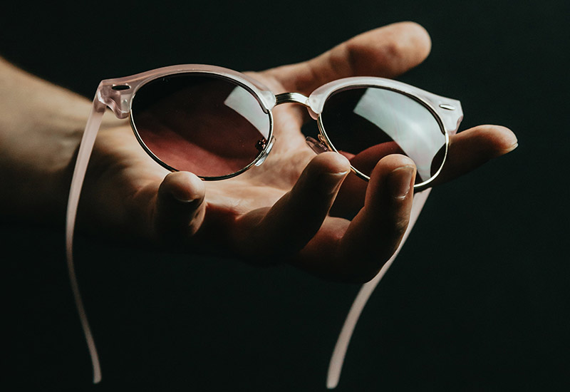 how to choose sunglass lens material.jpg