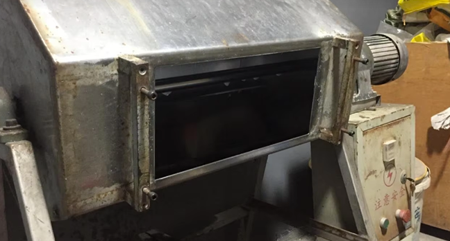 Polishing machine1y5