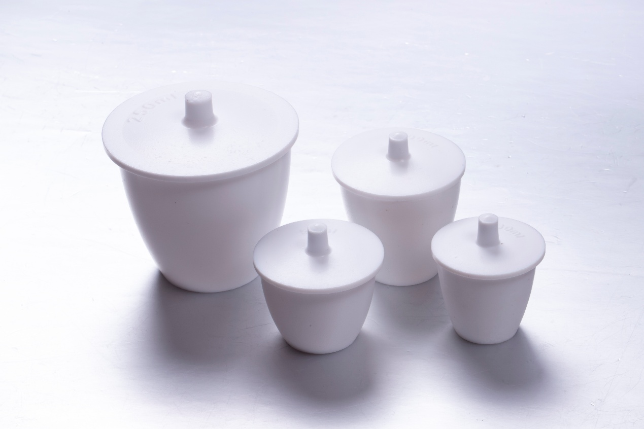 Innovative PTFE Beakers & Crucibles: Meeting the Evolving Demands of Modern Laboratories
