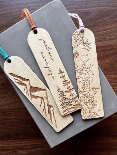 Laser engraving - antique bookmark