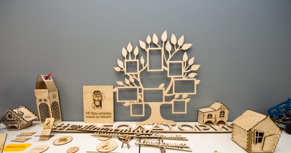 Laser cutting and engraving-personalized decorations