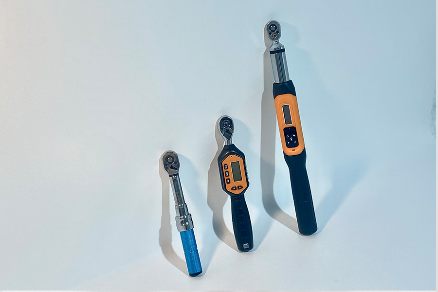 digital torque wrench.jpg