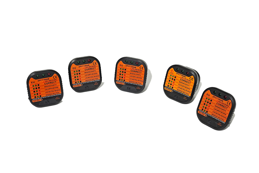 socket tester133.jpg