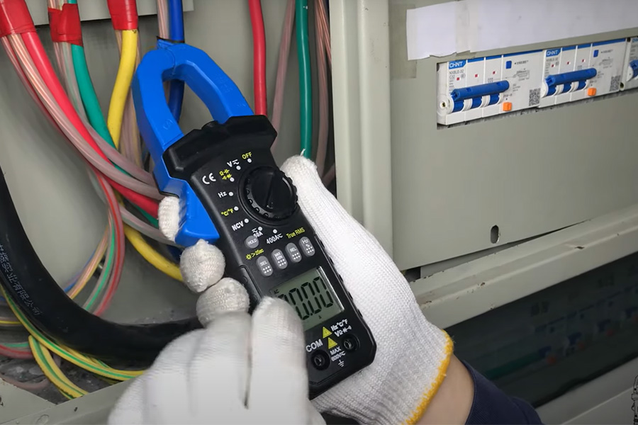digital clamp meter 2.jpg