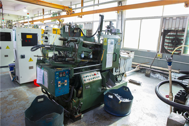 equipment09221