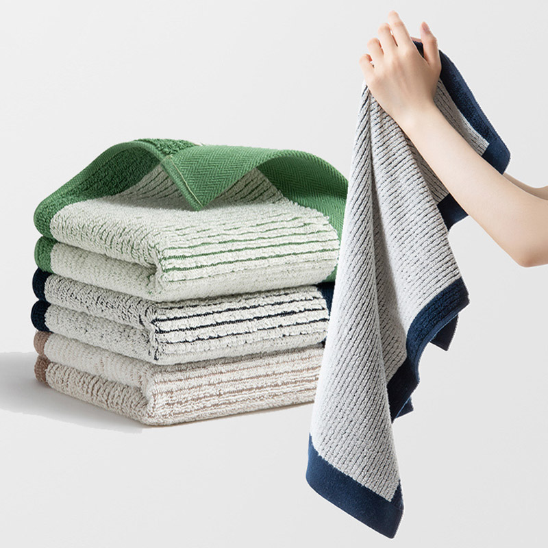 مجموعة مناشف فاخرة.jpg